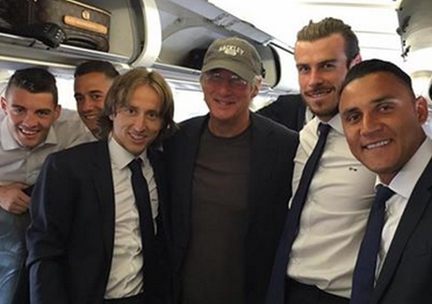 Holivudski glumac iznenadio Modrića i Ronalda u avionu za Milano