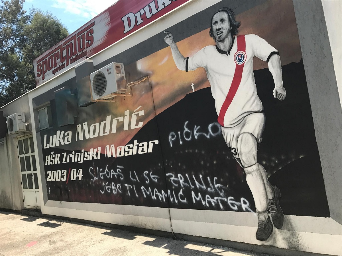 I MOSTAR SE ODREKAO MODRIĆA "Sjećaš li se Zrinje, jebo te Mamić?"