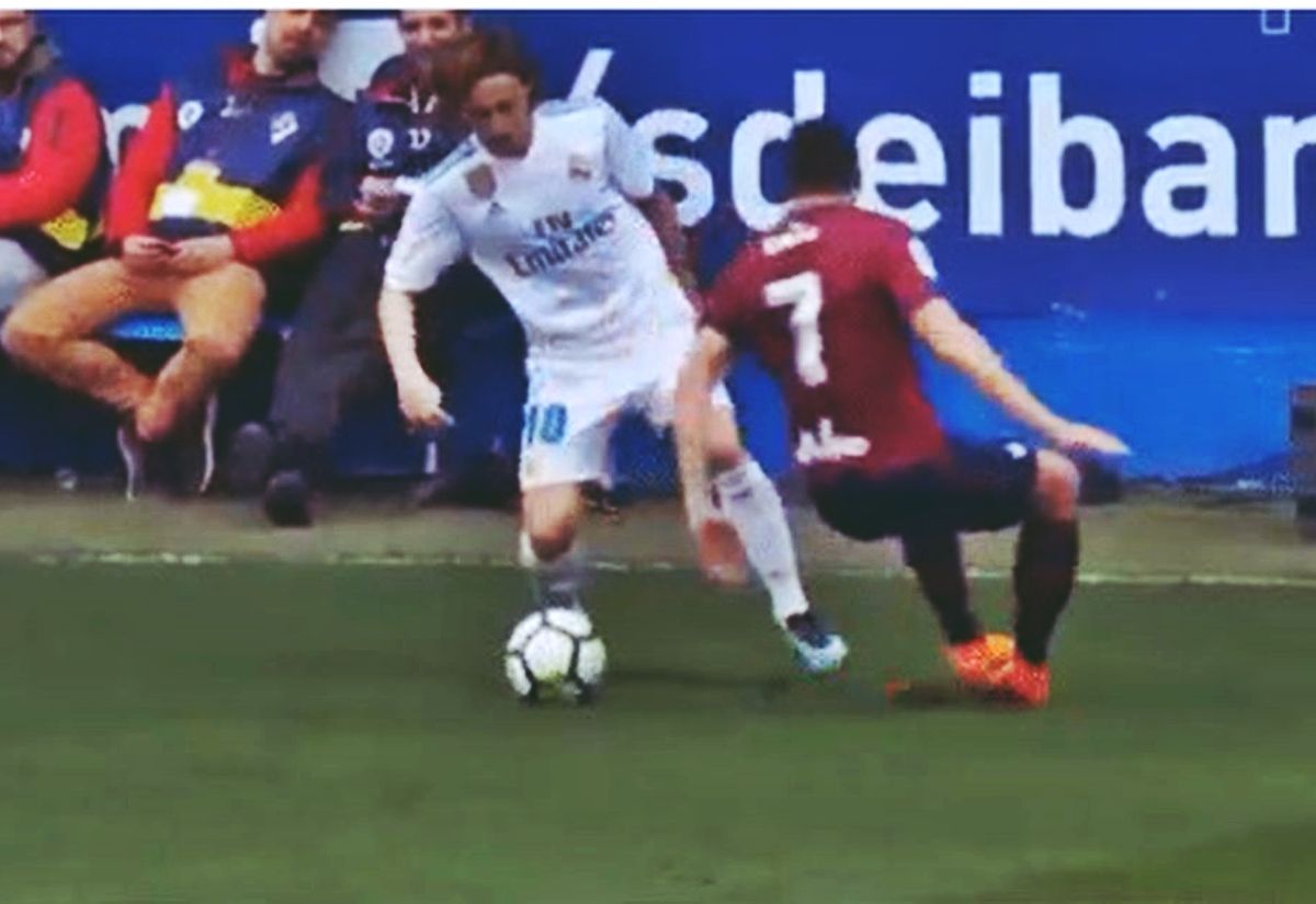 MODRIĆ PONOVNO ODUŠEVIO Čudesno asistirao pa napravio potez o kojem će se dugo pričati