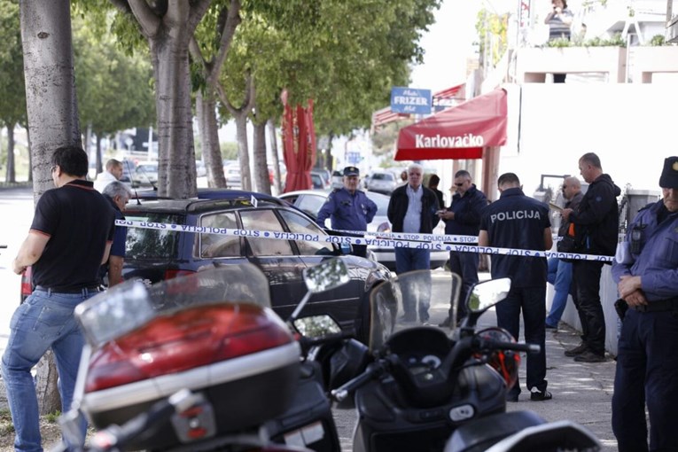 FOTO Na automobil u Splitu bacio molotovljev koktel pa pobjegao, policija ga traži