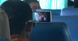 VIDEO Redovnik uhvaćen kako gleda porniće u javnom prijevozu