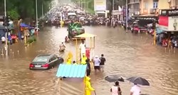 Dok je svijet pratio Irmu, monsunske poplave u Indiji ubile više od tisuću ljudi