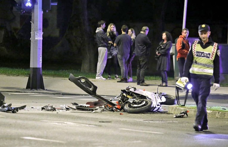 UZNEMIRUJUĆE FOTOGRAFIJE U sudaru automobila i motocikla u Zagrebu poginula jedna osoba