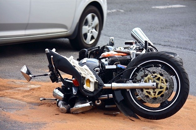 U Sisku se sudarila dva motociklista, jedan poginuo