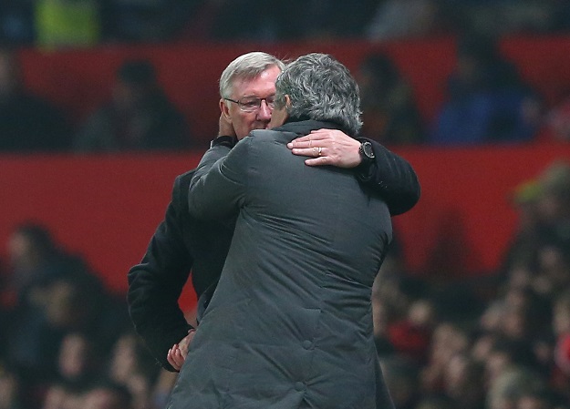 Kako je Ferguson probudio United: Sjeo je kraj Mourinha u bus, otišao na gostovanje i počeli su pobjeđivati