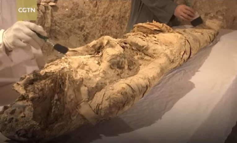 Blizu Kaira otkrivena grobnica s 50 mumija