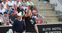 Nacist prekinuo polufinale ATP turnira: Upao na teren i urlao "Sieg Heil"