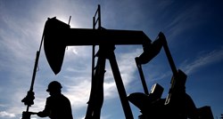Zbog Saudijske Arabije pala cijena nafte