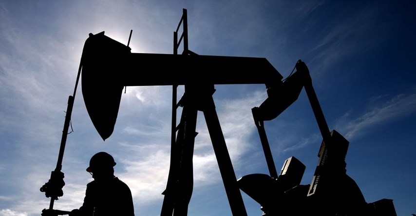 Cijene nafte pale ispod 61 dolara
