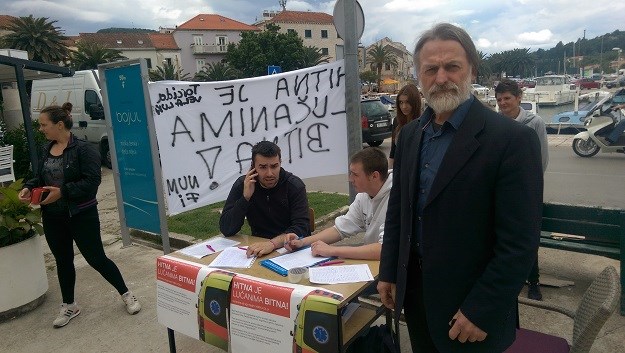 Skandal na Korčuli: Ministar Nakić zbog Hitne pomoći pobjegao od Velolučana