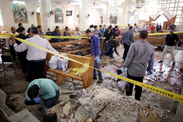 Svjedoci opisali masakr u Egiptu: "Prvo su pucali nasumce, a onda u sve koji su ostali živi"