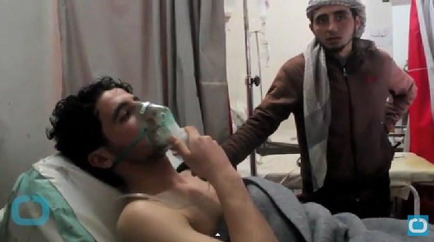 Uznemirujuća snimka: Vijećnici UN-a zaplakali nakon što su vidjeli kako sirijski liječnik oživljava malu djecu