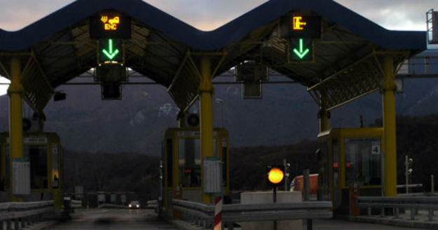 Pijani Varaždinac na autocesti ušao u krivu traku i vrijeđao zaposlenika na naplatnoj kućici
