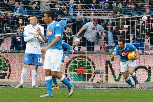 Napoli se petardom vratio na vrh