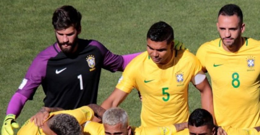 Ovo još nije zabilježeno u nogometu: Pronađite uljeza na fotografiji brazilskih reprezentativaca