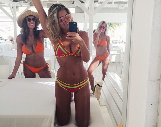 Jedan bikini na dan tjera doktora van: Uvjerite se u to uz Natashu