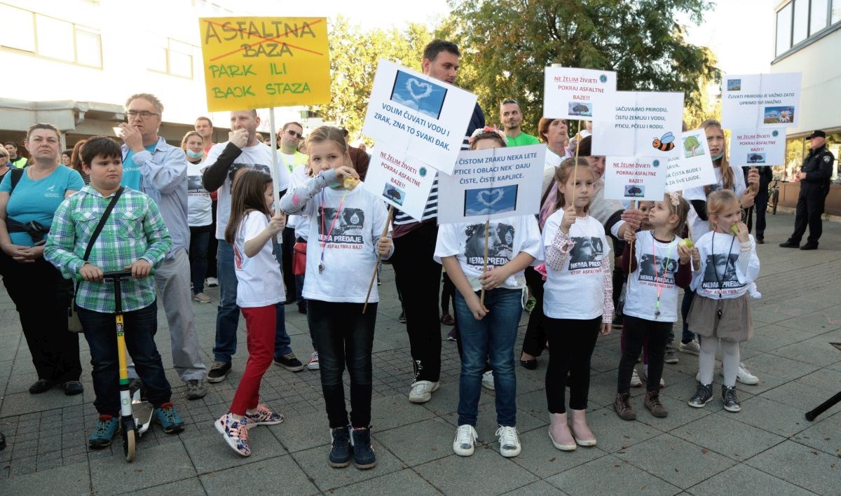Prosvjed protiv asfaltne baze u Donjoj Lomnici