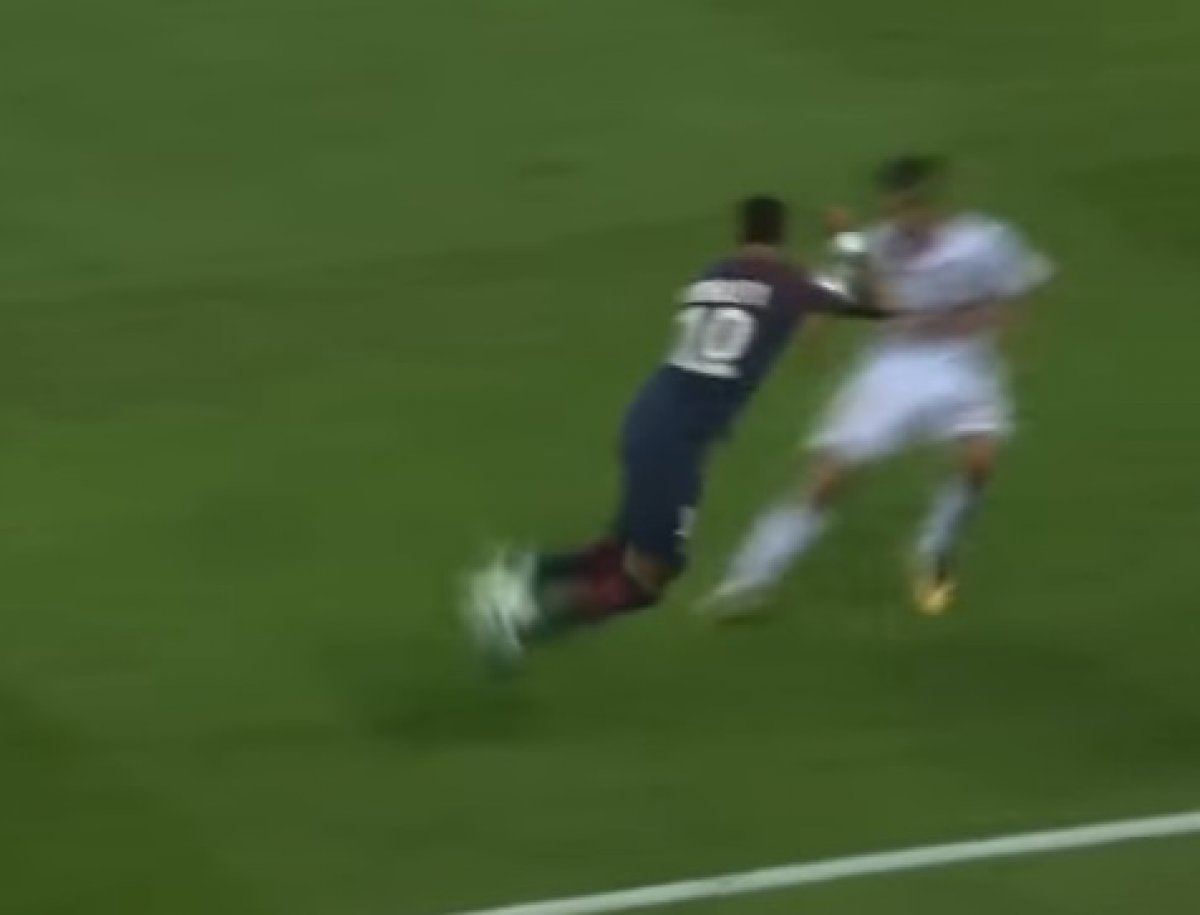 DIGAO CIJELI STADION NA NOGE Pogledajte što je Neymar napravio nemoćnom suparniku
