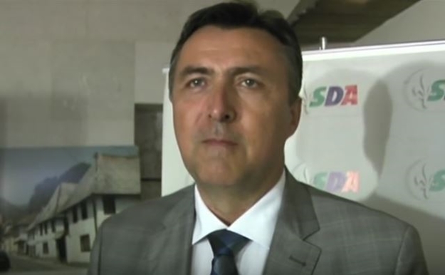 Bosanski načelnik umjesto za doček Nove godine uplatio novac za pomoć bolesnom djetetu