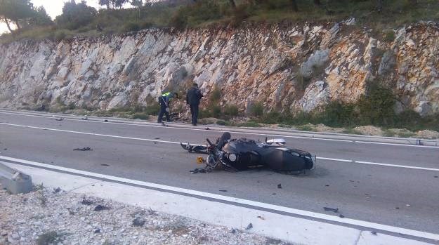 Užas na magistrali: 36-godišnji motociklist poginuo kod Drvenika, Yamaha se raspala na četiri dijela