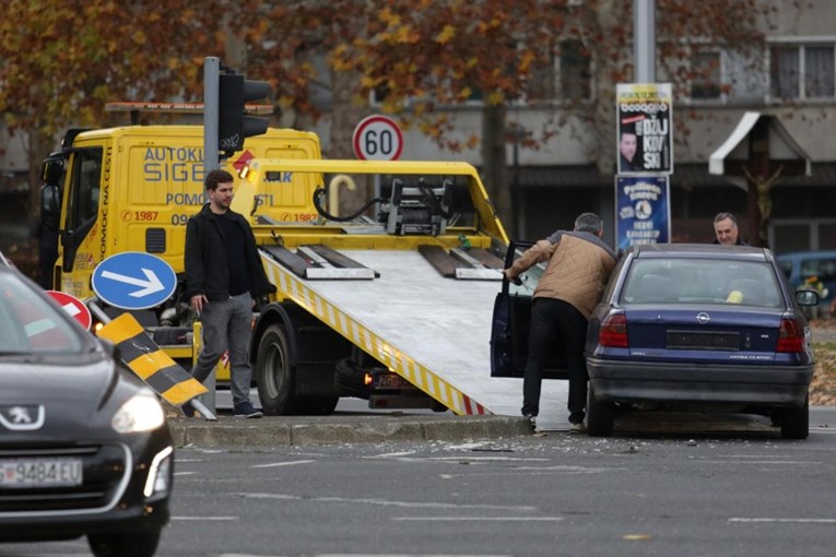 FOTO Nesreća u Selskoj u Zagrebu, sudarila se dva automobila