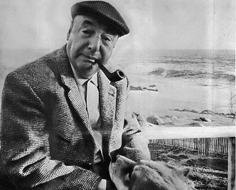 Pablo Neruda sigurno nije umro od raka kao što mu piše u smrtovnici, a sumnja se na nešto užasno