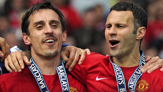 Prekrasan potez Unitedovih legendi: Giggs i Neville usrećili beskućnike i oduševili svijet