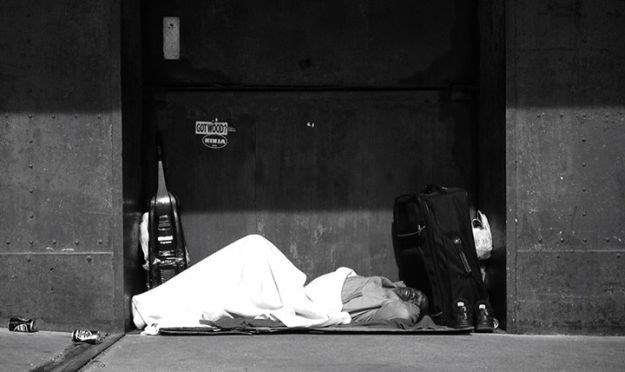 Svojim fotografijama beskućnika privukao pažnju svijeta