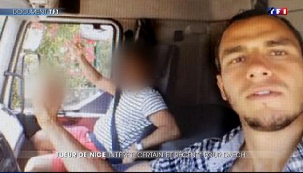 Prije masakra manijak iz Nice radio selfije u kamionu: Smijao se i pokazivao srednji prst
