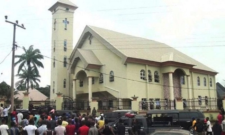 VIDEO Muslimanski stočari napali katoličku crkvu u Nigeriji, najmanje 16 ubijenih