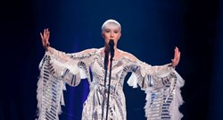 VIDEO Nina Kraljić i službeno proglašena najgore odjevenom na Eurosongu