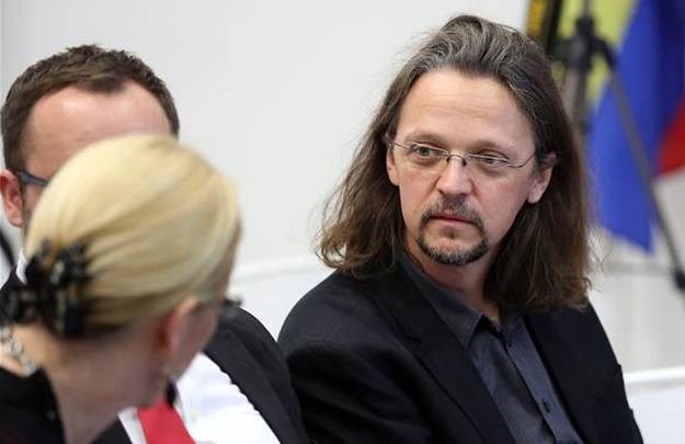 MOST: Zalažemo se za produžetak porodiljinog na dvije godine, veću potporu samohranim roditeljima