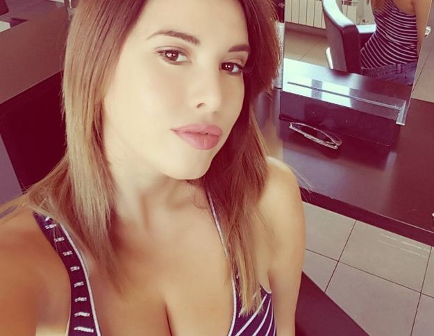 Nives Celzijus seksi fotkom izazvala svađu: Je li odjevena neprimjereno za roditeljski?
