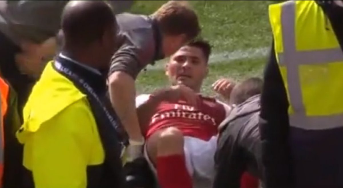Derbi Chelseaja i Arsenala obilježio brutalan prekršaj Davida Luiza na Kolašincu (0:0)