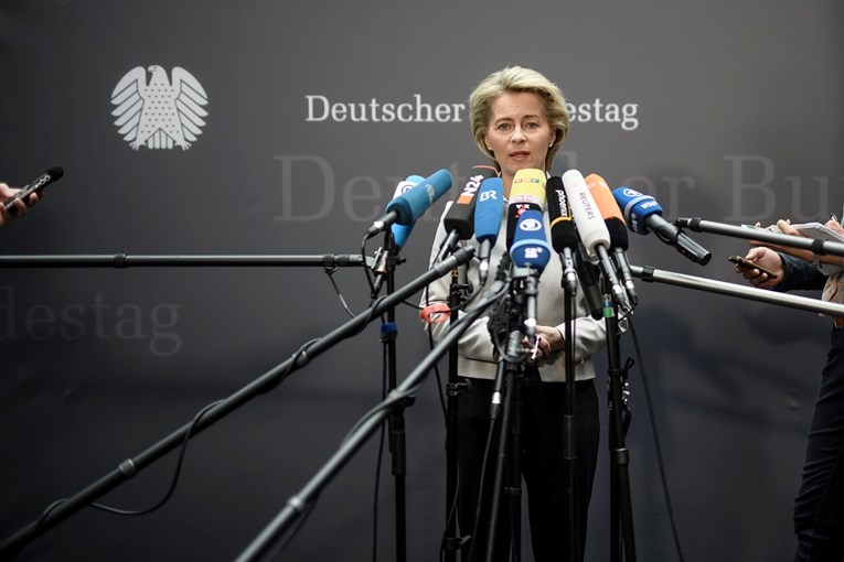 Njemačka ministrica najavila reforme oružanih snaga nakon otkrića nacističkih simbola