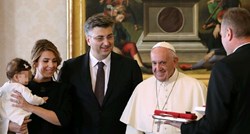 FOTO Plenković u Vatikan poveo suprugu, ponosno pozirala s papom Franjom