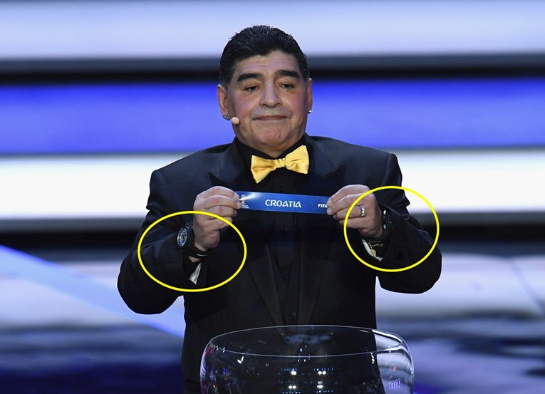 FOTO Zašto je Maradona na ždrijebu Svjetskog prvenstva nosio dva ručna sata?