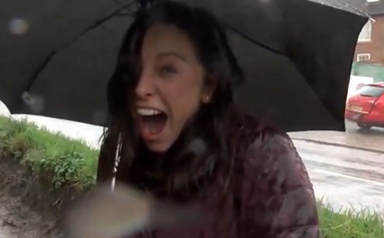 VIDEO Pogledajte snimku koja je nasmijala internet: "Mislim da više nikad neću biti suha"