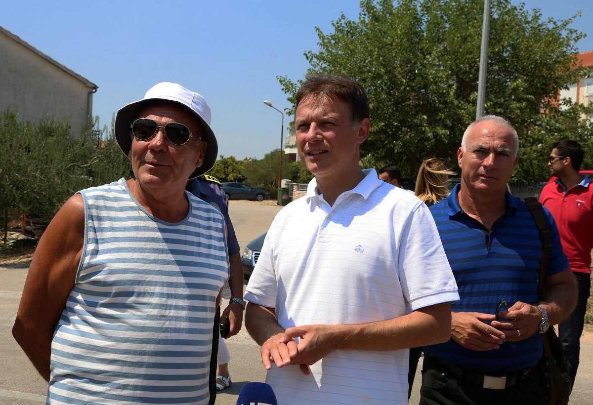 Njonjo obišao područja pogođena požarom