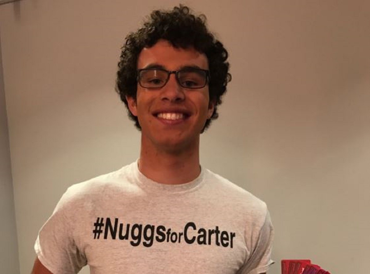 FOTO Tinejdžer poželio besplatne pileće medaljone, njegov tweet ruši internet