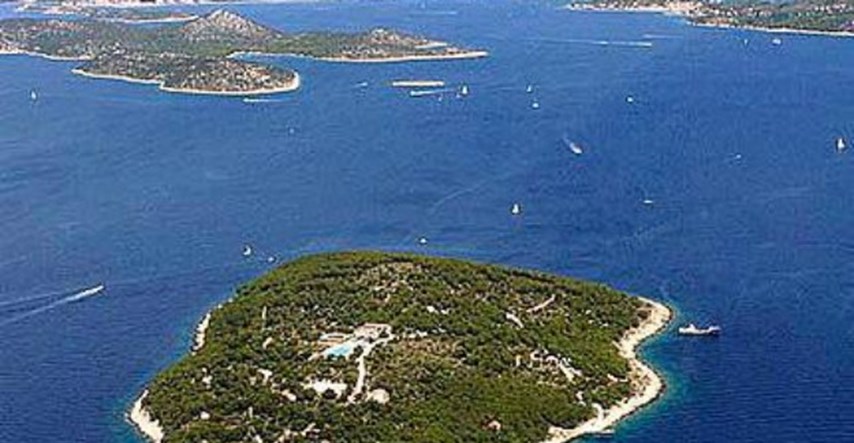 Britanci se raspisali o "kupljenom hrvatskom otoku" od kojega će napraviti "idiličnu party destinaciju"