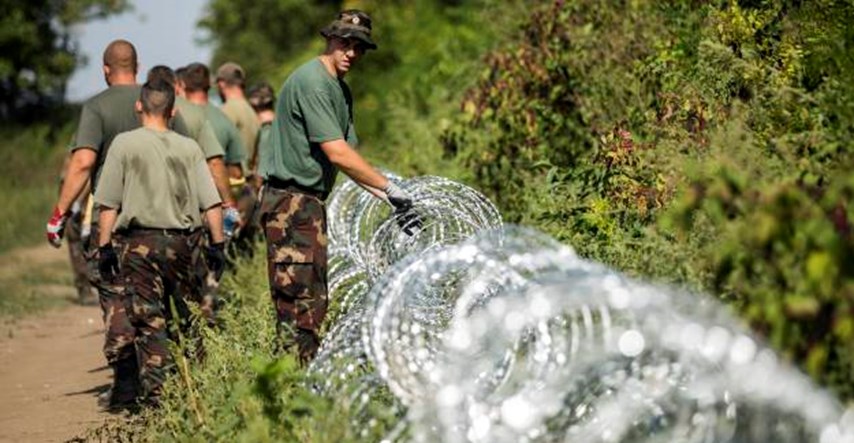 Orbanovu ogradu protiv izbjeglica su podigli vojnici, zatvorenici i nezaposleni