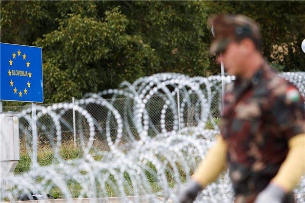 Mađarska ograda na hrvatskoj granici je gotova, a vojska granicu može zatvoriti čim vlasti to narede