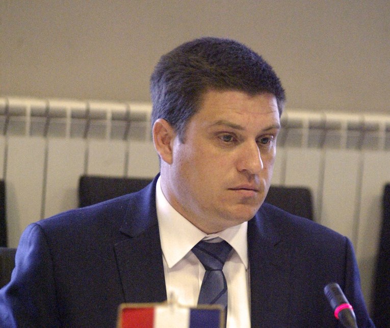 Ministar Butković uvjeren kako Vlada radi stabilno, državni tajnici obavljaju posao četiri ministra