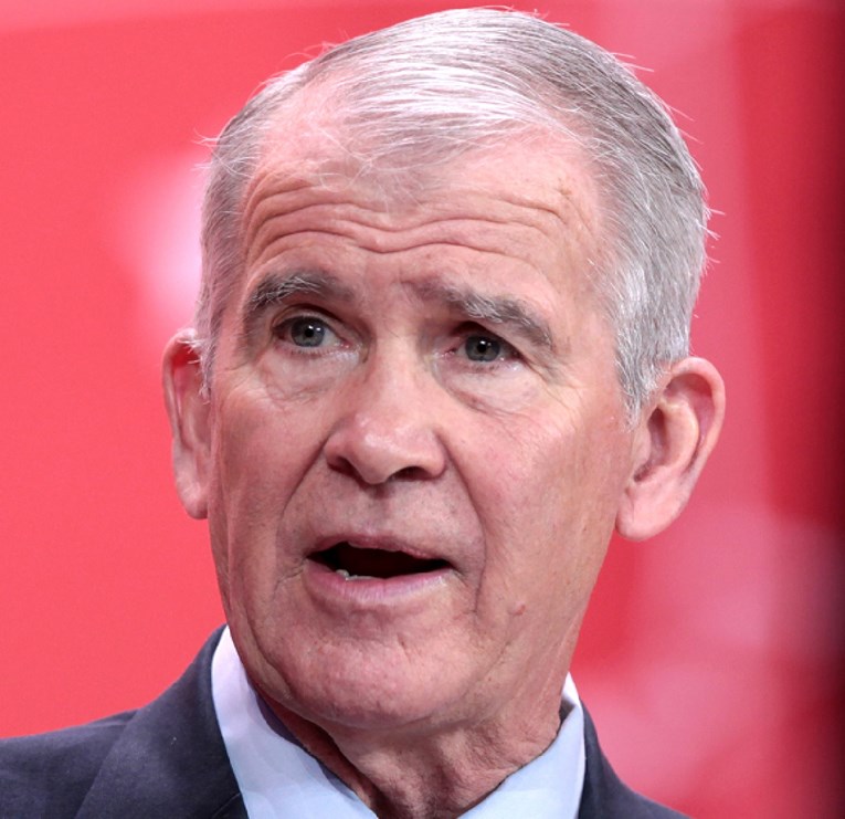 Oliver North novi predsjednik NRA: "Njegovo ime je sinonim za korupciju i sramotu"