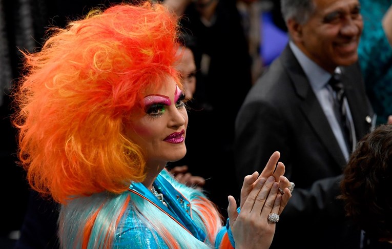 Dok u Hrvatskoj na LGBT ljude bacaju suzavac, u Njemačkoj i transvestit bira novog predsjednika