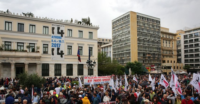 Opći štrajk u Grčkoj, prosvjednici bacali molotovljeve koktele na policiju