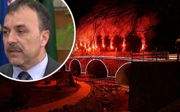 Navijači pitaju ministra: Zašto ne kažnjavate HDZ-ovce kad pale baklje za predsjednika stranke?