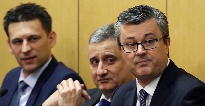 Karamarko pritišće Oreškovića: Premijeru istječe vrijeme za odluku o ministru branitelja