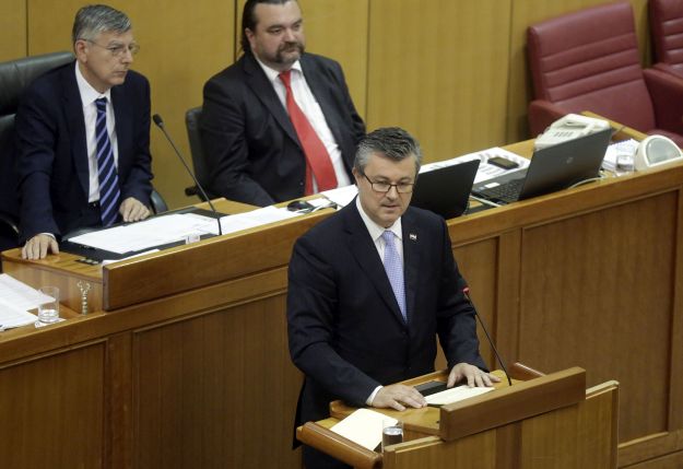Orešković: Ruše me zbog SOA-e i Ine